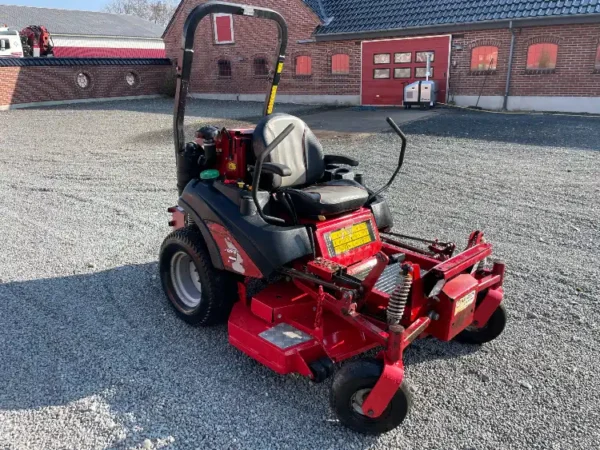Ferris ZT2600 Diesel 24 HK Timer 1400 Klippe brede 132 cm JT Maskiner ApS