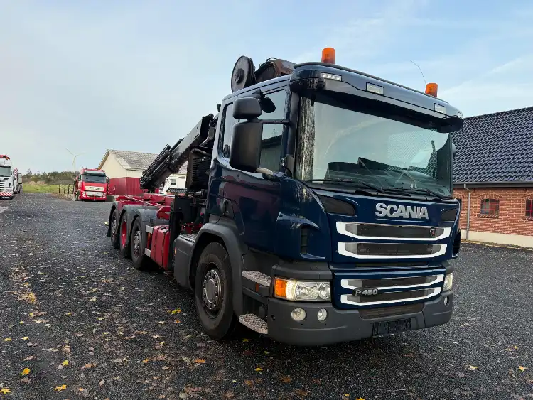 JTM2789 Scania med Hiab kran JT Maskiner ApS
