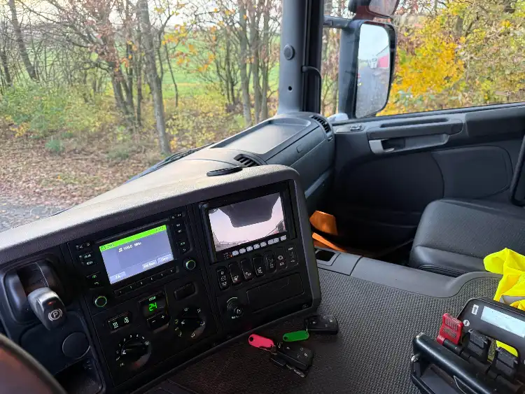 JTM2789 Scania med Hiab kran JT Maskiner ApS