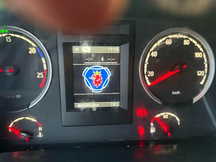 JTM2789 Scania med Hiab kran JT Maskiner ApS