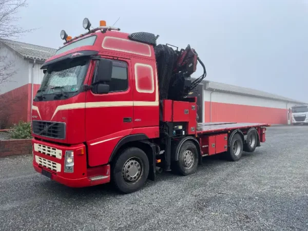JTM2705 Volvo FH med kran JT Maskiner ApS
