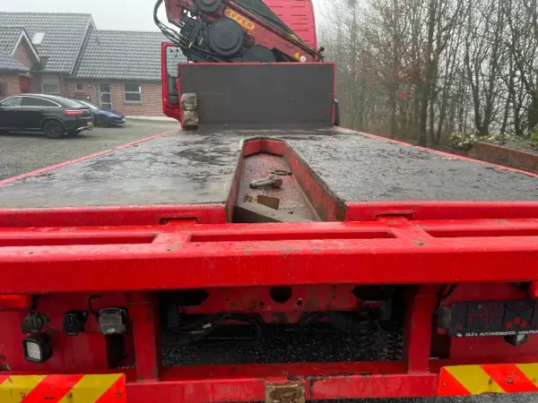 JTM2705 Volvo FH med kran JT Maskiner ApS