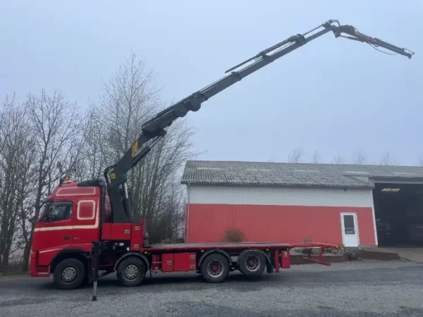 JTM2705 Volvo FH med kran JT Maskiner ApS