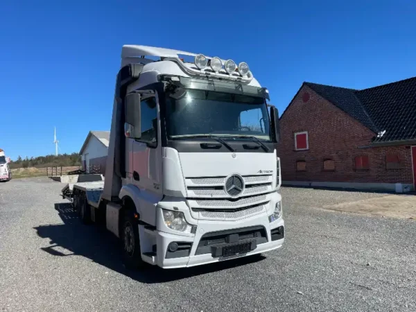 Mercedes Actros JT Maskiner ApS