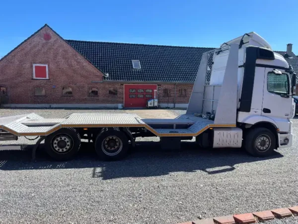 Mercedes Actros JT Maskiner ApS