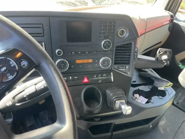 Mercedes Actros JT Maskiner ApS