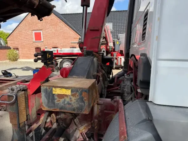 JTM2739 Iveco med kran JT Maskiner ApS
