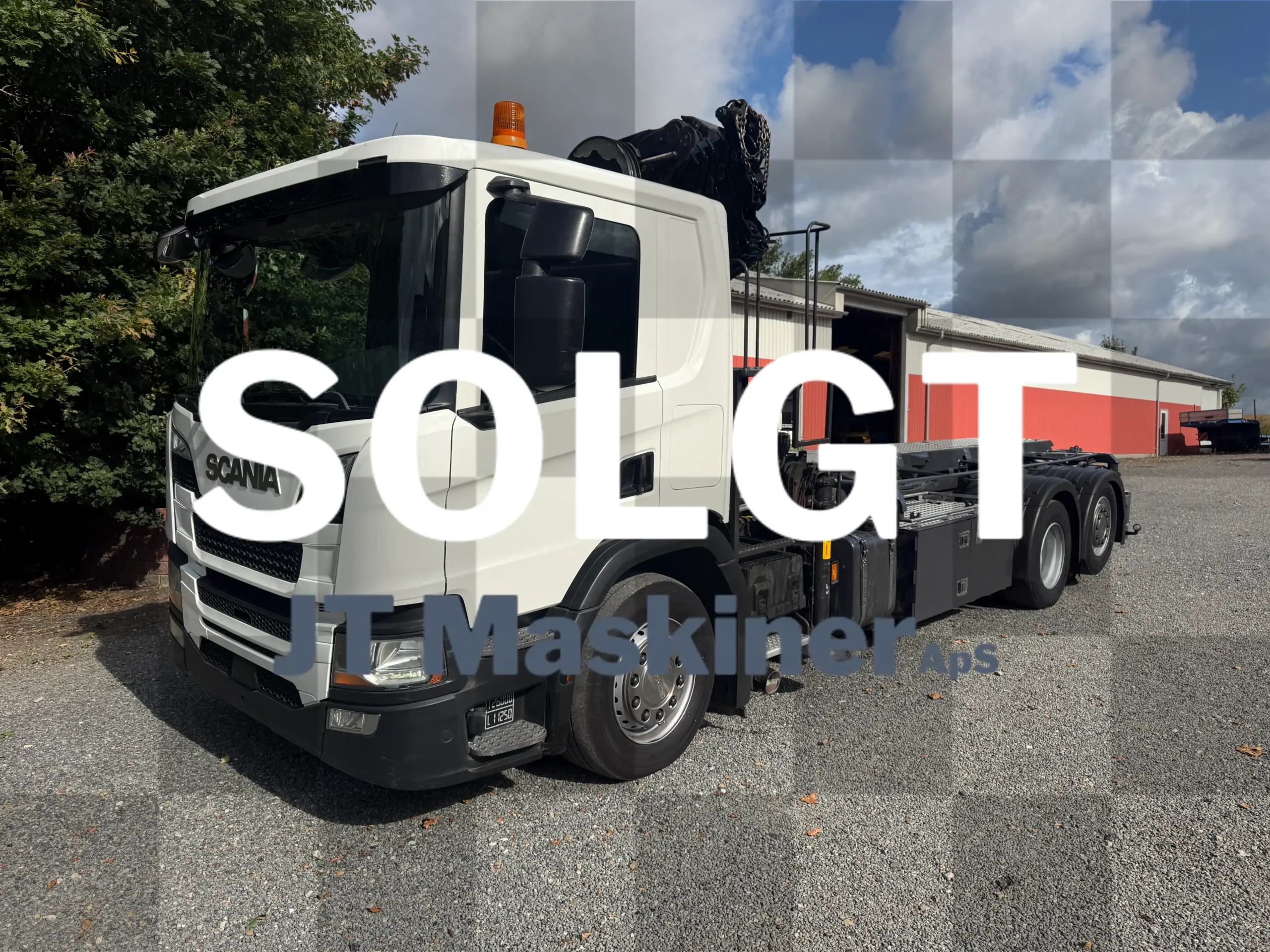 Scania P 410 6x2-4B